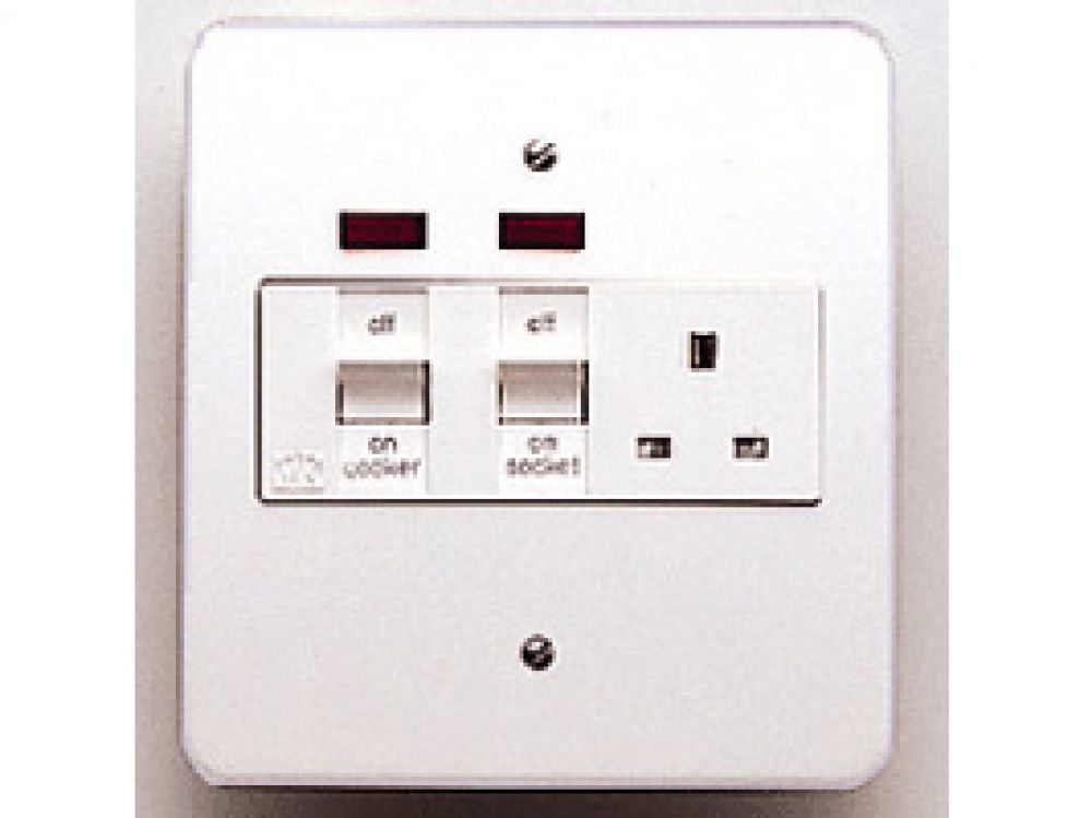 MK Logic Plus K5011WHI White Metal Double Pole Cooker Control Unit (Large Plate) 45A 